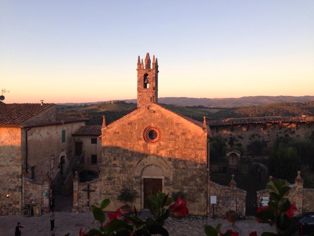 B&B In Piazza Monteriggioni Kültér fotó